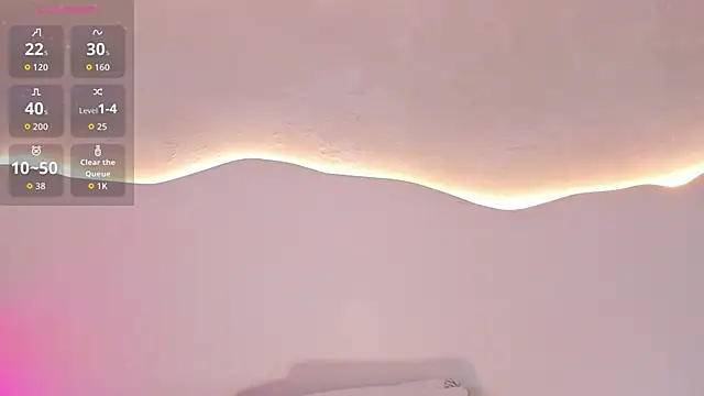 LeylaWoods webcam