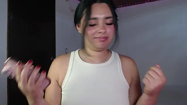 lorem_adams webcam