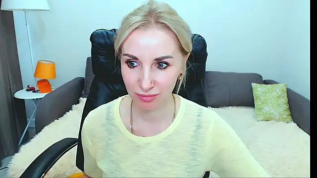 Hanna--Sweet webcam