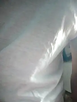 Daddyishere_19 webcam