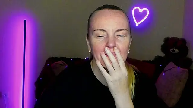 Bella_soulmate webcam