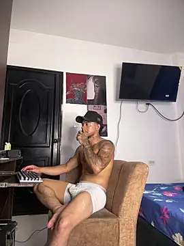 Kenny_romano webcam