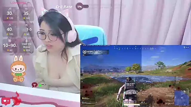 momobigmomo webcam