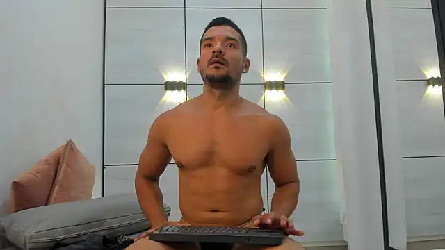 ethan_steed webcam