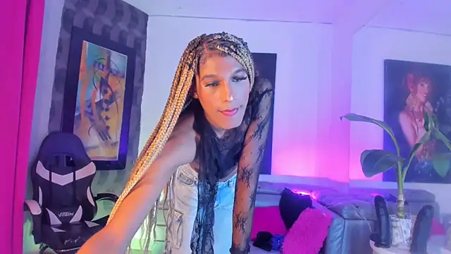 Ciara_HotTs webcam