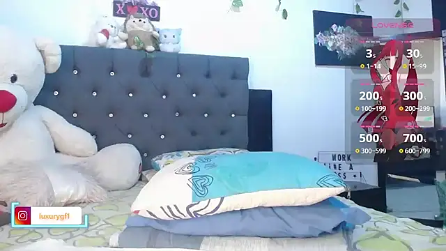 Pocahontaslovex webcam