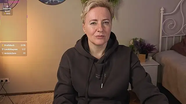 Nika_Smit webcam