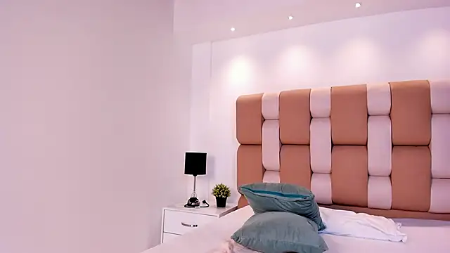 AidaJones webcam