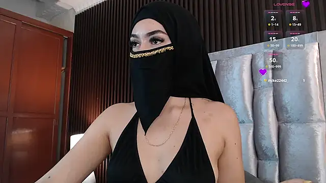 Zahra_milks webcam