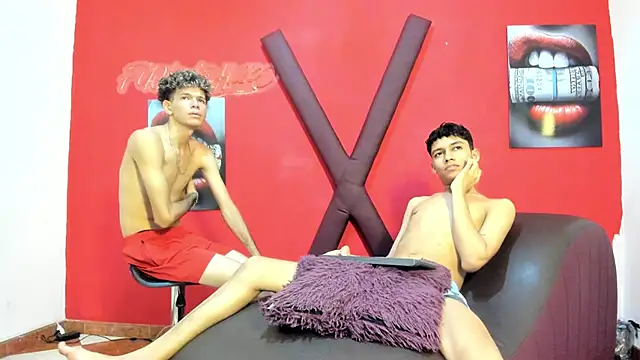 HORNY_PRETTY webcam