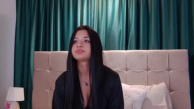 MissNaomiBelle webcam