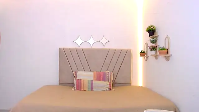 zara_cute webcam
