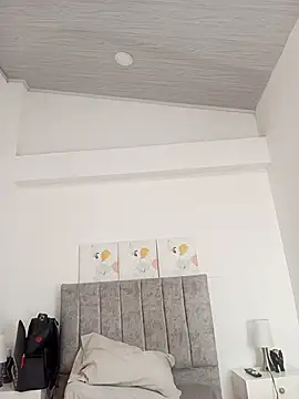 Dante_Knox webcam