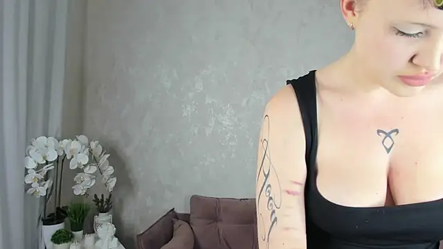 Jena_Mi1ler webcam