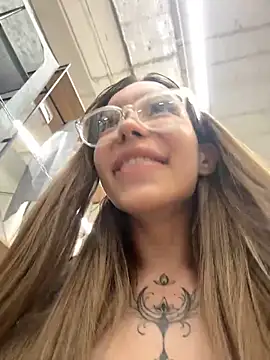 StreetCelebrity webcam