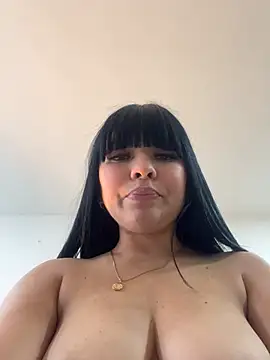 Webcam Model (BrendaCrean)  is live.Free join now!