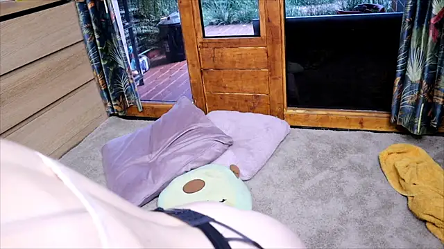 LittleMe97 webcam