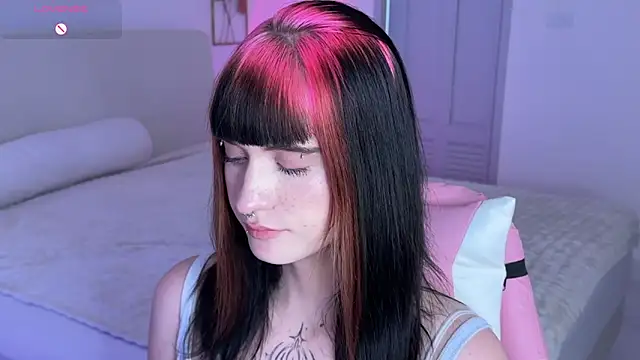 Vailyreb_ webcam