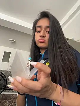leilani_X webcam