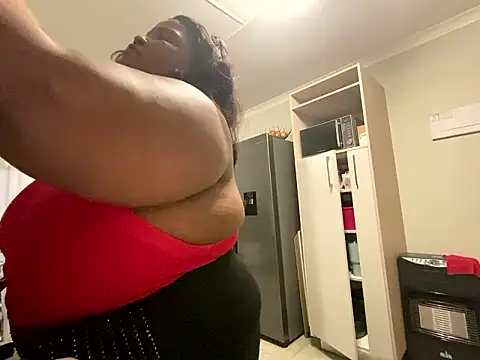 MissLola27 webcam