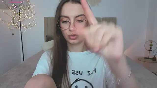 Real_cutie1 webcam