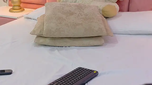 ArianaFranco webcam