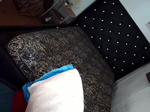 itsme_Dianna webcam