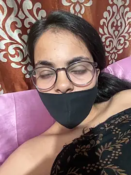 Sandhya_77 webcam