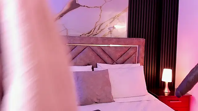 Lalalemoonds webcam