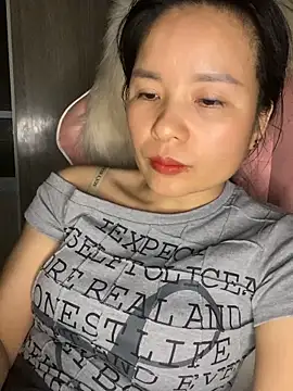 Ivy_Trix2 webcam