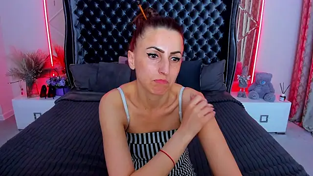 Rebecca_Diamond webcam