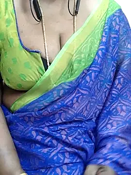 Webcam Model (shobini)  is live.Free join now!