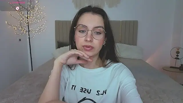Real_cutie1 webcam