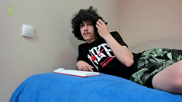 Dilan_Wolfe webcam