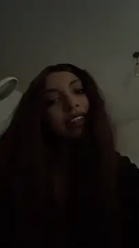 Viviennn3 webcam
