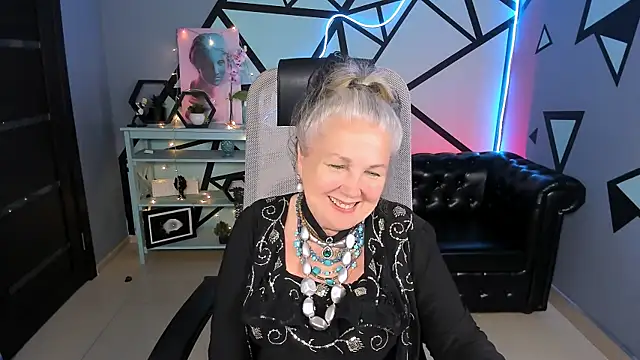LilaMaharani webcam