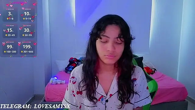 Lovelyamyy webcam