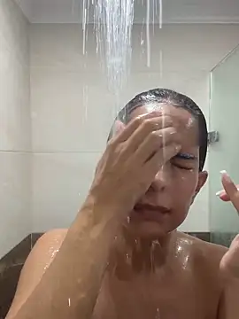 Mau_White webcam