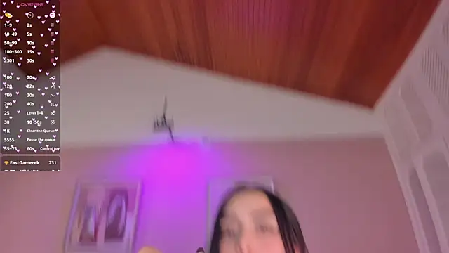 elodie_walker webcam