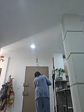 LadyNahir webcam