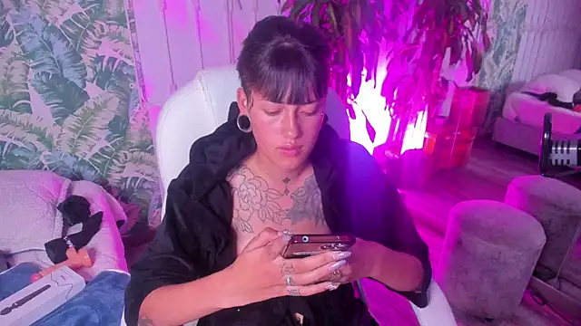 _sharlotte777 webcam