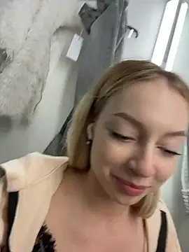 melissa_grr (F teen) - Play with my SWEET BOOBS! TOPLESS