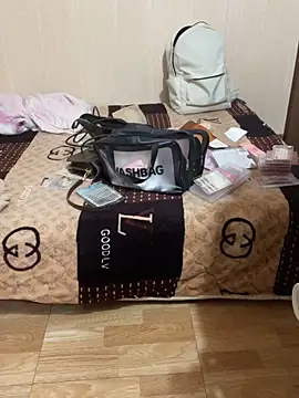 Mina048 webcam
