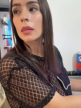 Mau_White webcam