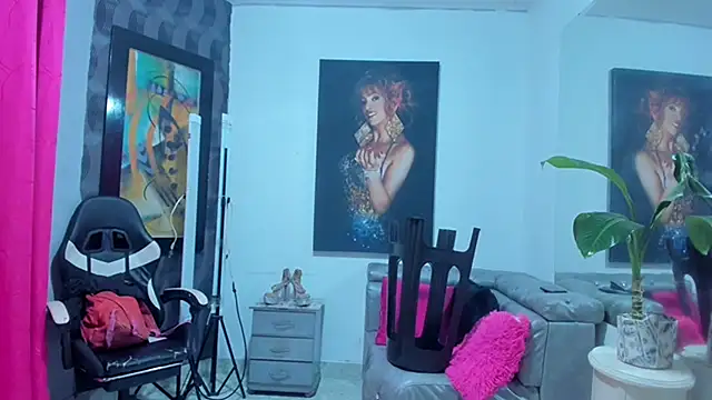 ciara_hotts (Ask my age) - DILDO AND FINGERS IN THE ASS