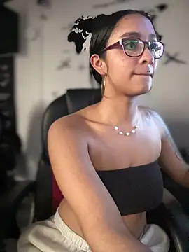 Isabella-Teen webcam