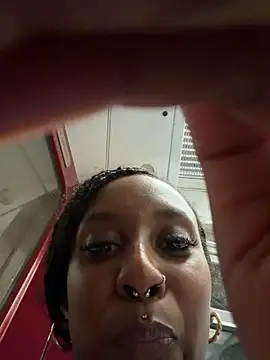 Your_Paris from StripChat is Freechat