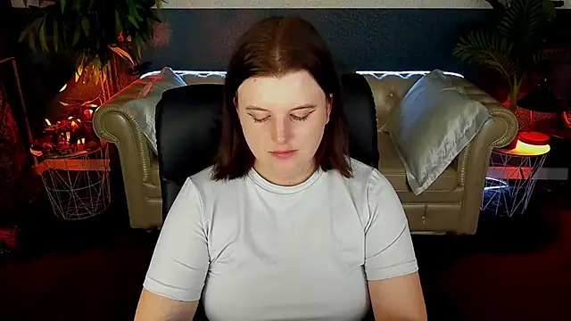 KristiFoxy webcam
