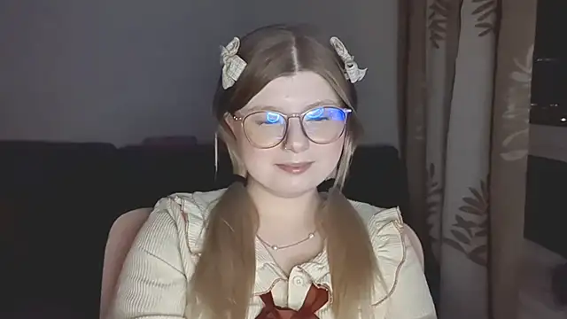 YukiBlush webcam