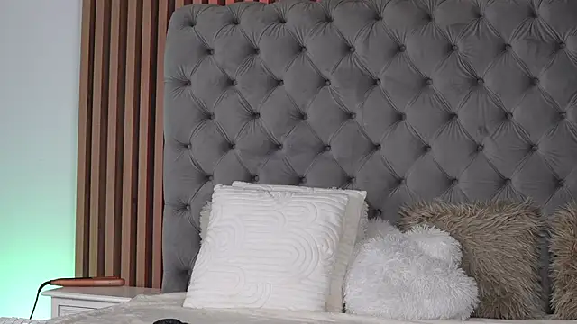 TiffanyMaze webcam